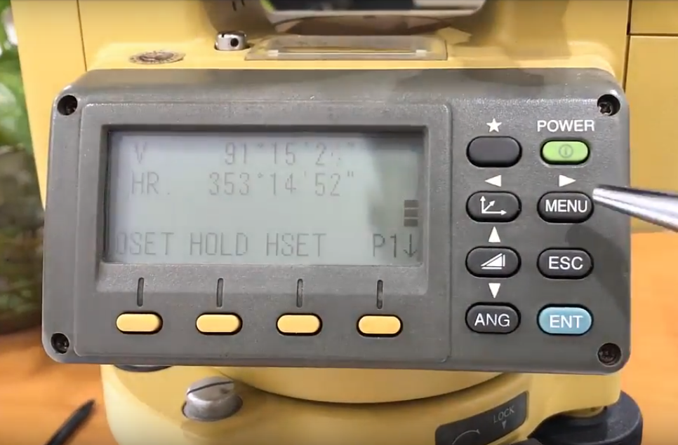 màn hình cơ bản máy toàn đạc topcon