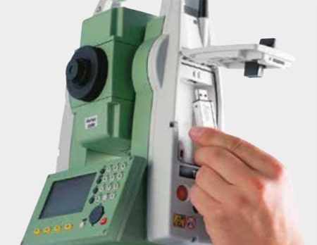 Máy toàn đạc điện tử LeicaTS06 PLUS được trang bị đầy đủ các tính năng nổi bật linh hoạt