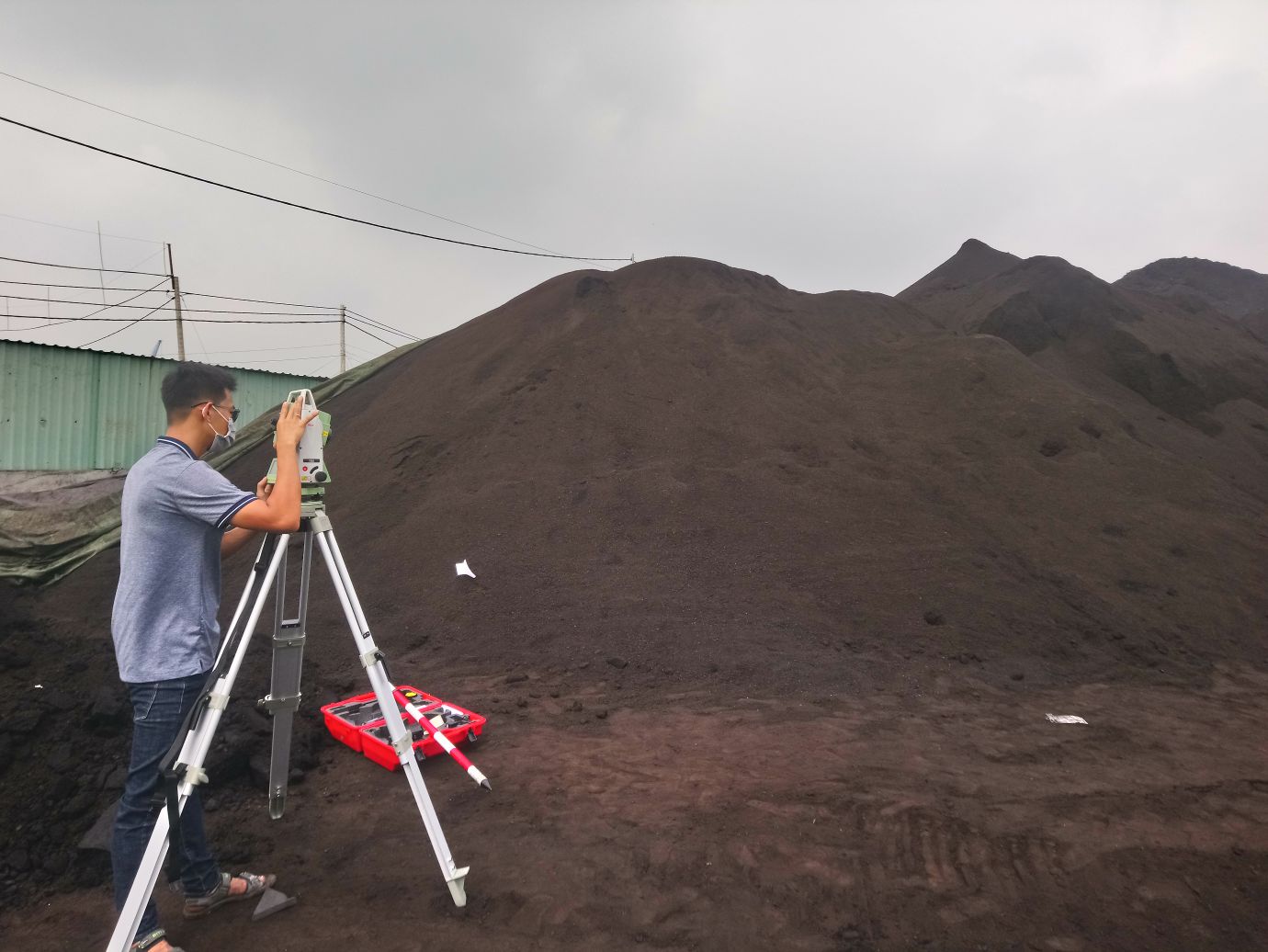 Tới Địa Long  để sở hữu máy toàn đạc giá rẻ nhất với chất lượng đảm bảo từ các nhà sản xuất uy tín, chế độ bảo hành tốt nhất