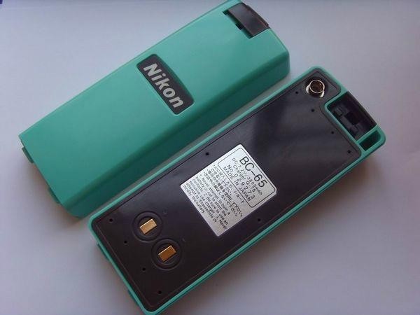 Địa Long luôn hỗ trợ khách hàng đối với các thiết bị trắc địa khi phải thay thế với mức giá hợp lý nhất